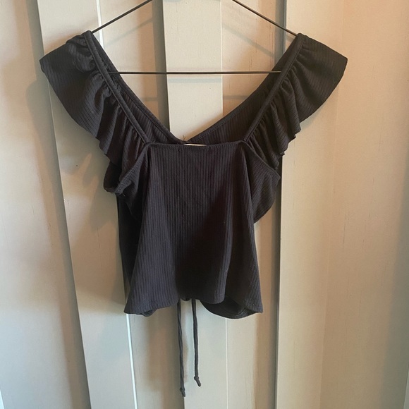 Black cropped black tank top | Size small - Picture 2 of 3